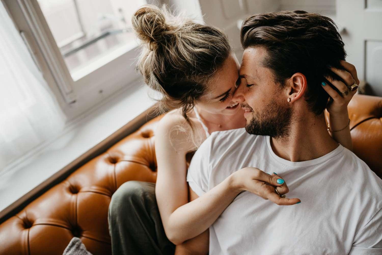 Hickey người yêu an toàn để đối phương cảm thấy vui vẻ, hạnh phúc